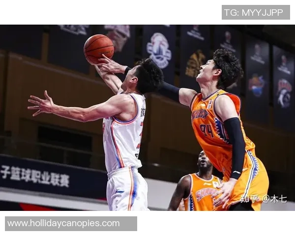 邀请赛点评：上海篮球队的团队协作表现